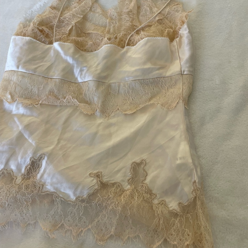 IROO Cream Satin and Lace Chemise - Picture 9 of 12
